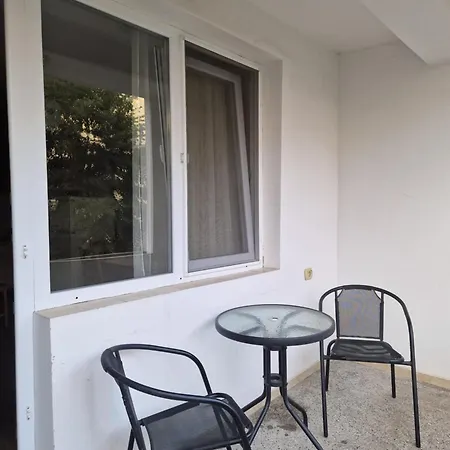 Olivia De Ja Vu Апартаменты *